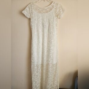 Elegant White Lace Dress